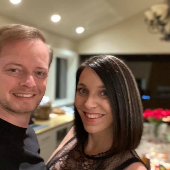 Meet your Posher, Leslie - Picture 1 of 1